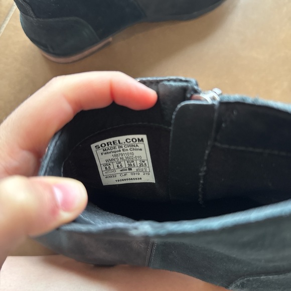 Sorel Black Ankle Booties with Sleek Design - Picture 2 of 3